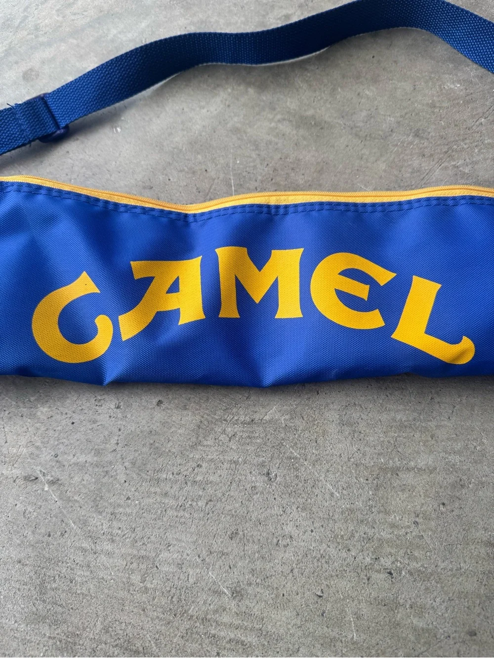 Retro Camel Blue and Yellow 6-Pack Cooler Slim Bag- Beach Pool Picnic Golf